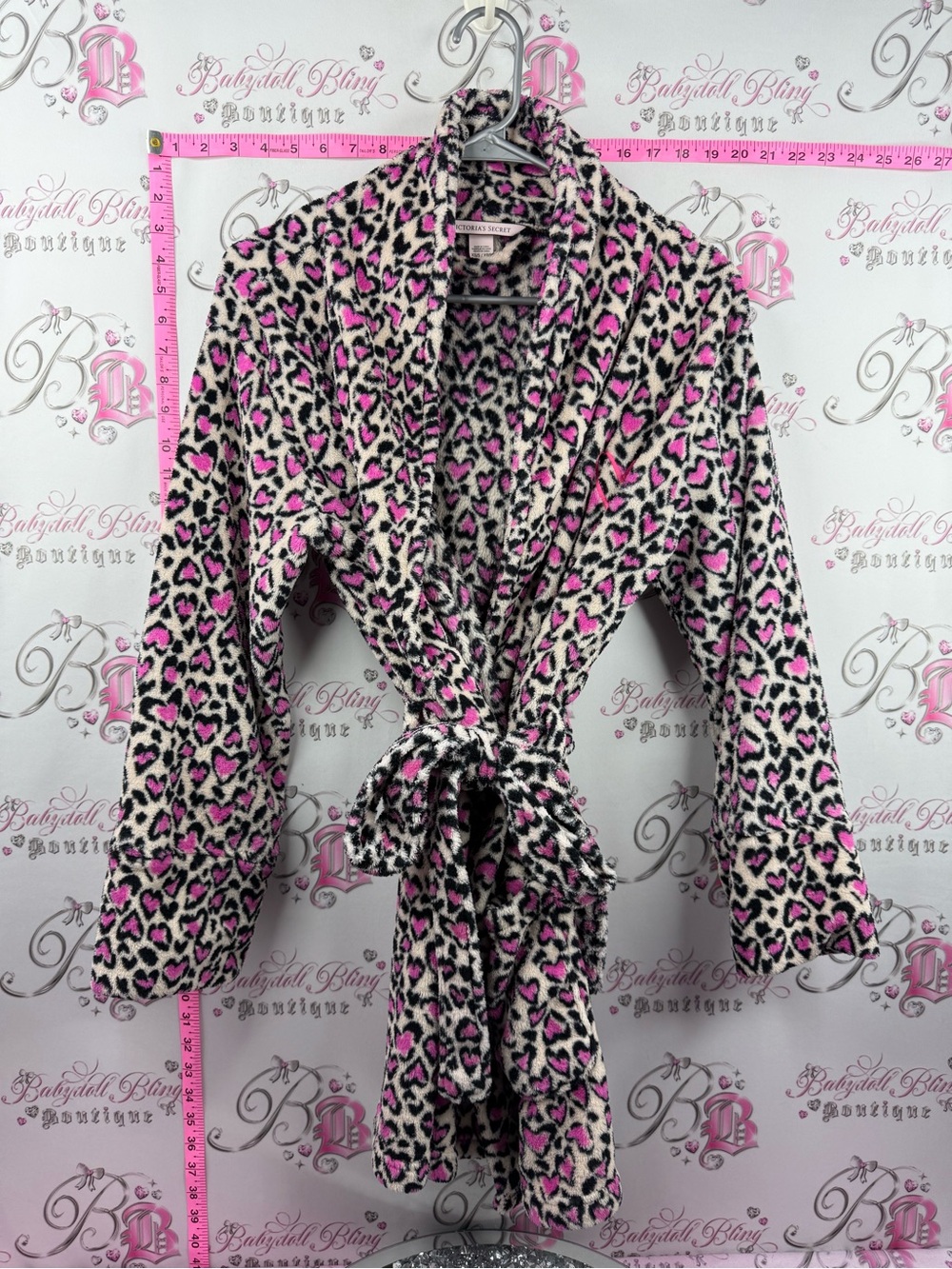 Victoria's Secret robe rare cheetah Pink Black Heart Leopard Plush Robe soft